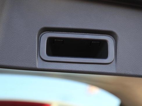 Used 2023 Nissan Rogue SV image 23