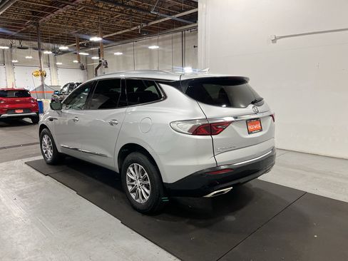 Certified 2022 Buick Enclave Premium AWD/4WD image 9