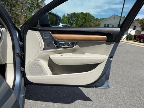Used 2017 Volvo S90 T6 Inscription w/ Vision Package AWD/4WD image 23