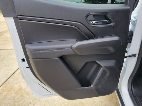 New 2025 Chevrolet Colorado LT w/ LT Convenience Package image 24