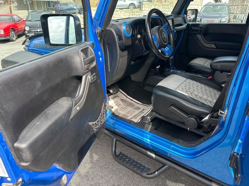 Used 2015 Jeep Wrangler Unlimited Sport w/ Quick Order Package 24S AWD/4WD image 18