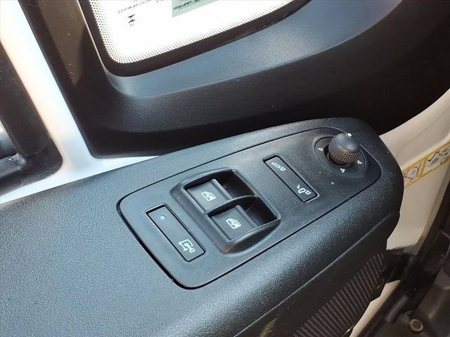 Used 2024 RAM ProMaster 2500 w/ Convenience Group FWD image 17