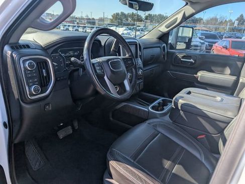 Used 2022 GMC Sierra 3500 Denali w/ Denali Ultimate Package image 15
