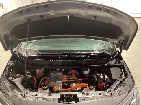 Used 2023 Chevrolet Bolt LT image 10