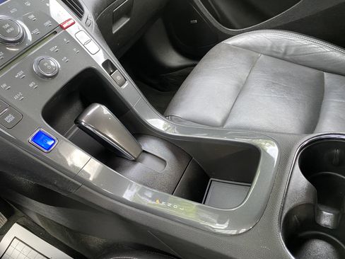 Used 2012 Chevrolet Volt Premium w/ Premium Trim Package FWD image 29