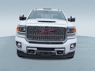 Used 2019 GMC Sierra 3500 Denali w/ Duramax Plus Package video 2