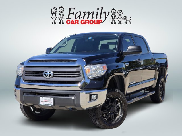 Used 2015 Toyota Tundra SR5 w/ SR5 Upgrade Package AWD/4WD image 1