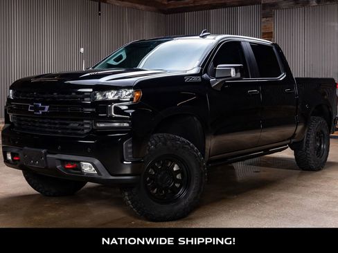 Used 2021 Chevrolet Silverado 1500 LT Trail Boss w/ Convenience Package II image 4