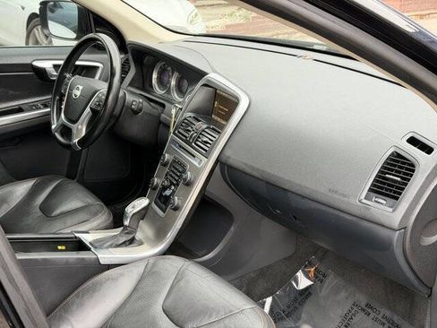 Used 2013 Volvo XC60 3.2 image 20