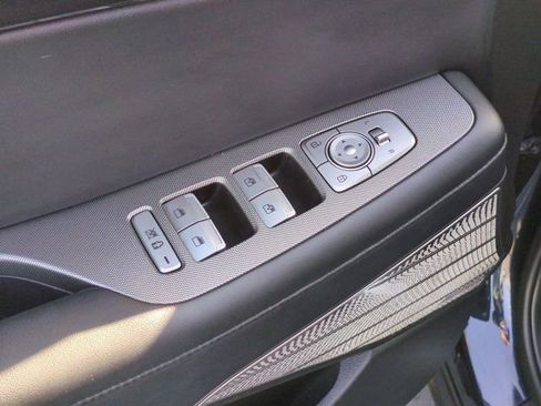 Used 2021 Hyundai Palisade Limited w/ Winter Package image 16