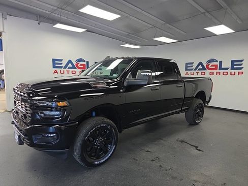 New 2026 RAM 2500 Big Horn AWD/4WD image 6