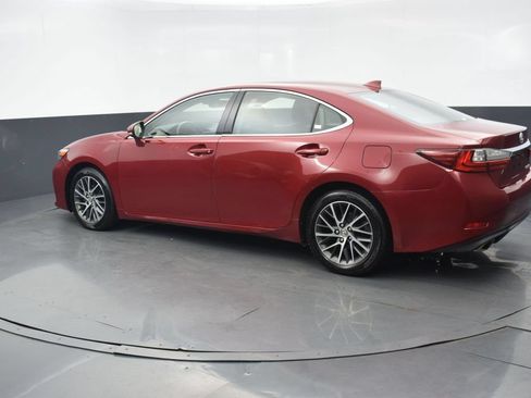 Used 2017 Lexus ES 350 FWD image 3