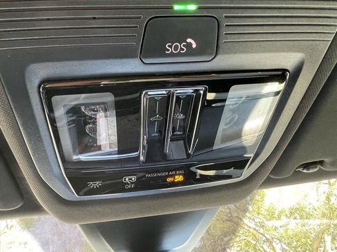 New 2026 Volkswagen Atlas Cross Sport SEL Premium R-Line AWD/4WD image 17