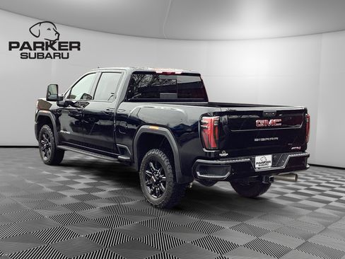 Used 2025 GMC Sierra 2500 AT4 w/ AT4 Premium Plus Package AWD/4WD image 3