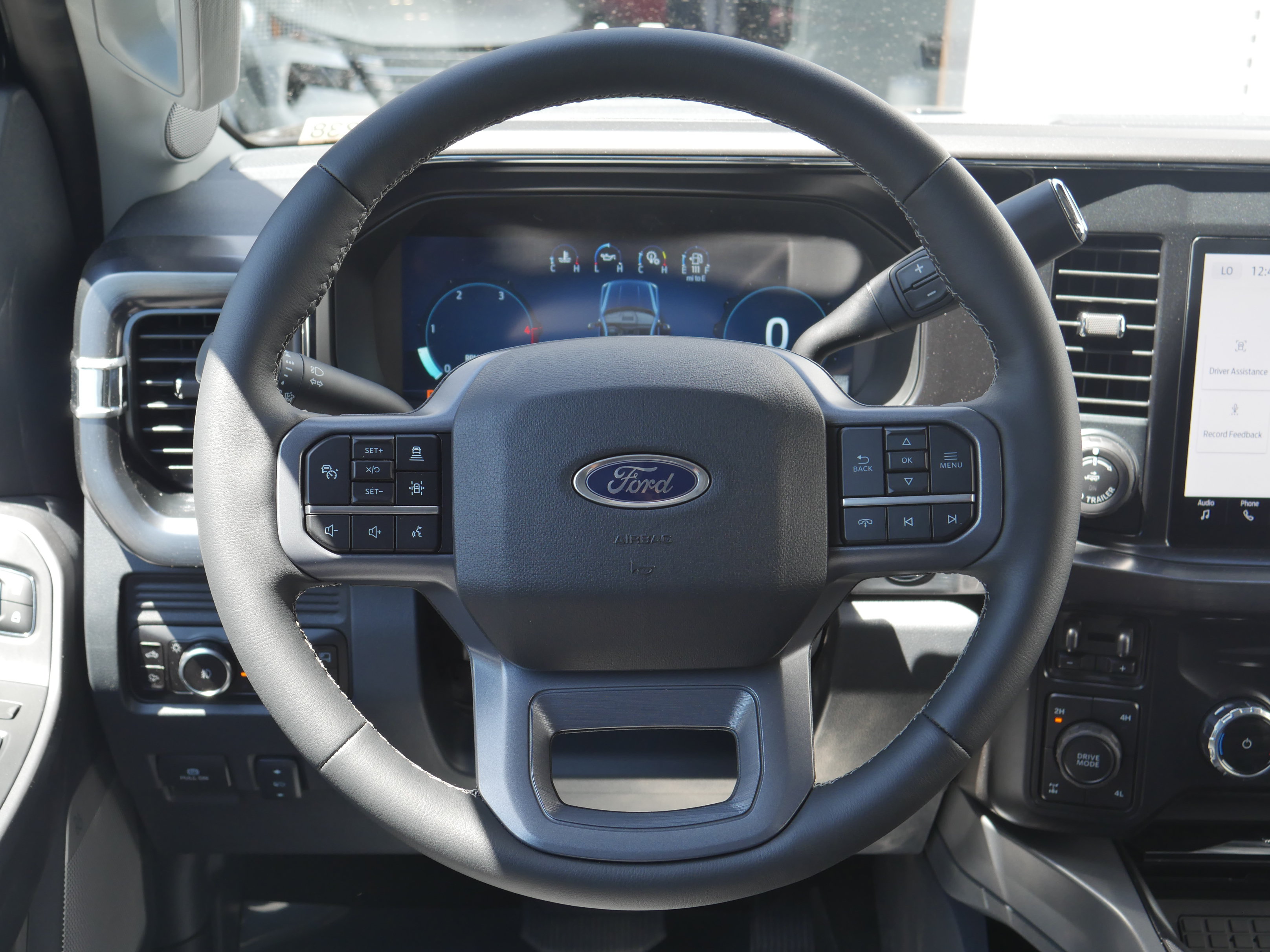 New 2026 Ford F350 Lariat w/ Black Appearance Package AWD/4WD image 7