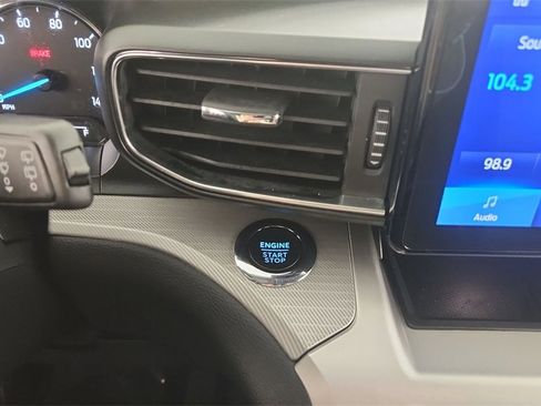 Used 2022 Ford Explorer XLT w/ Equipment Group 202A image 23