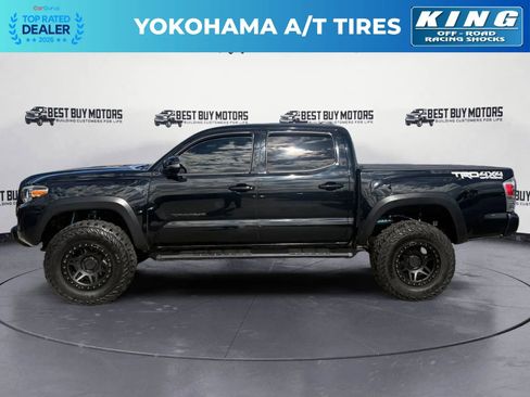 Used 2020 Toyota Tacoma TRD Off-Road image 5