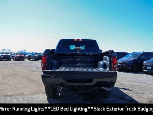 New 2026 RAM 2500 Big Horn AWD/4WD image 17