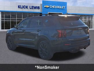 Used 2023 Kia Sorento X-Line EX video 4