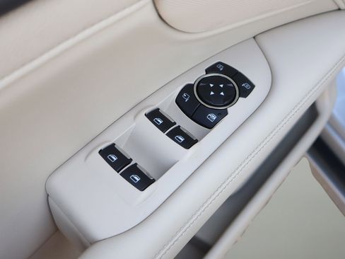 Used 2019 Lincoln MKZ Reserve image 10