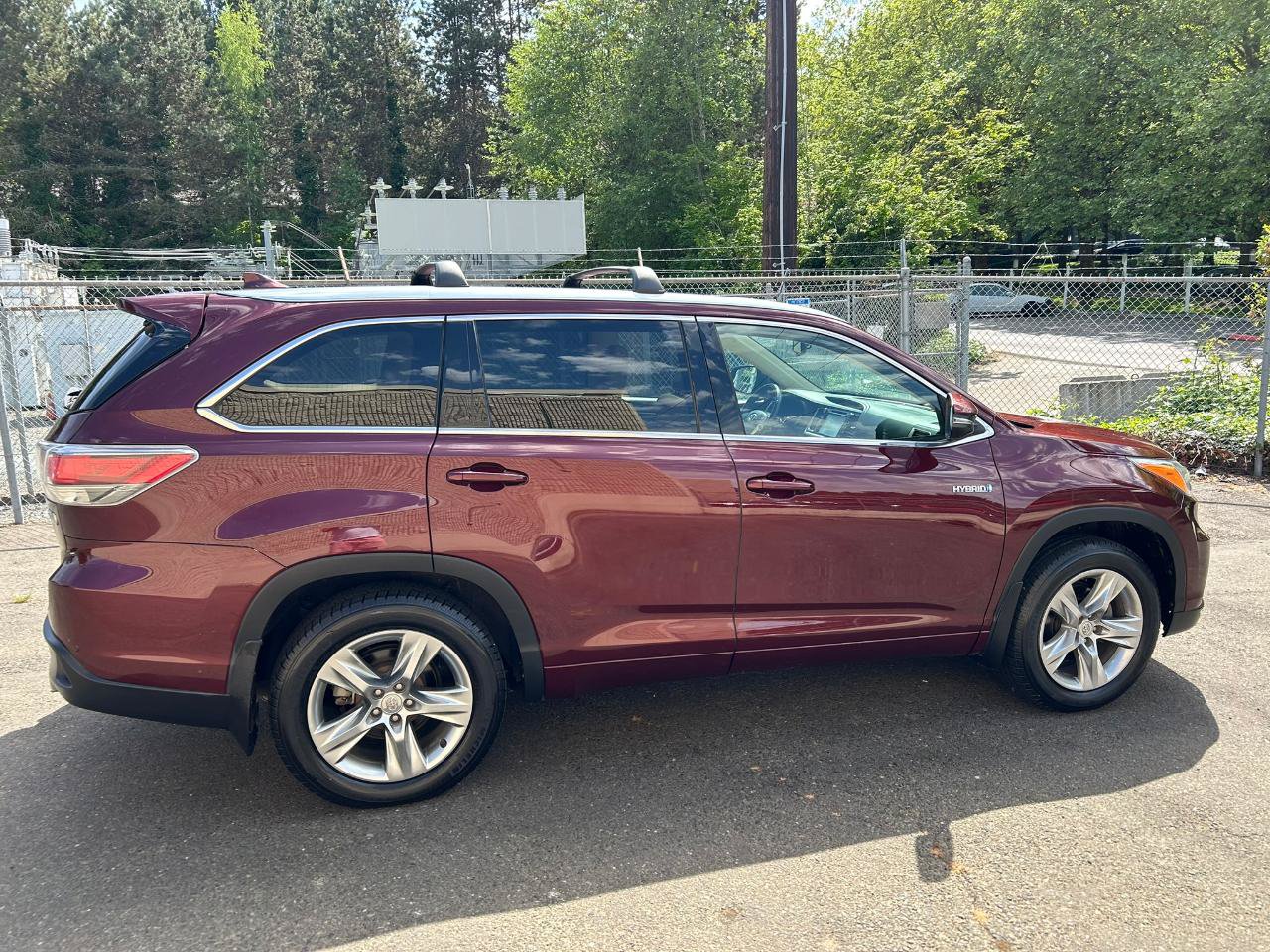 Used 2015 Toyota Highlander Limited AWD/4WD image 4