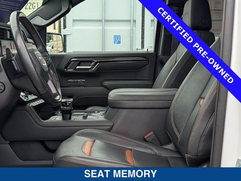 Used 2023 GMC Sierra 1500 AT4 w/ Technology Package AWD/4WD image 29