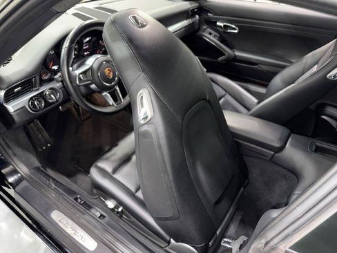 Used 2018 Porsche 911 Carrera image 54
