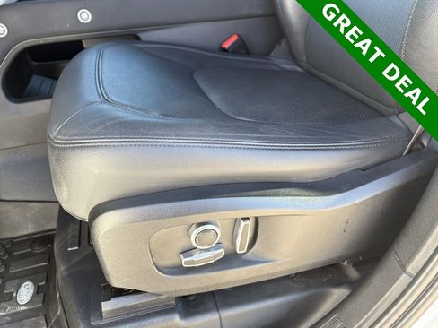 Used 2023 Land Rover Defender 130 SE image 35