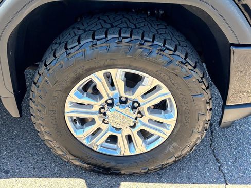 Used 2020 GMC Sierra 2500 Denali AWD/4WD image 8