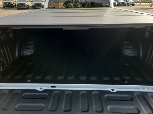Certified 2019 Ford F350 Platinum w/ Platinum Ultimate Package AWD/4WD image 15