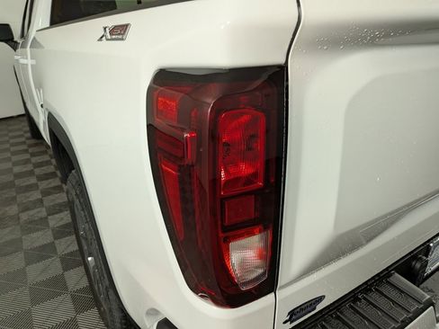 New 2026 GMC Sierra 1500 Elevation image 10