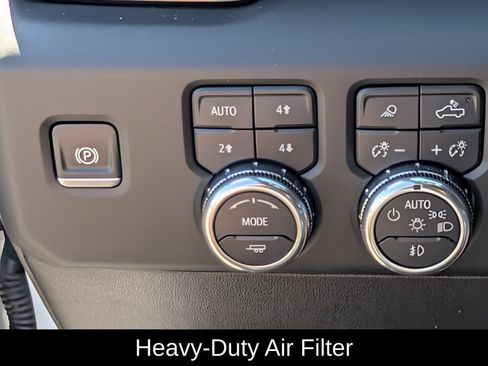 Used 2025 GMC Sierra 1500 AT4 AWD/4WD image 24