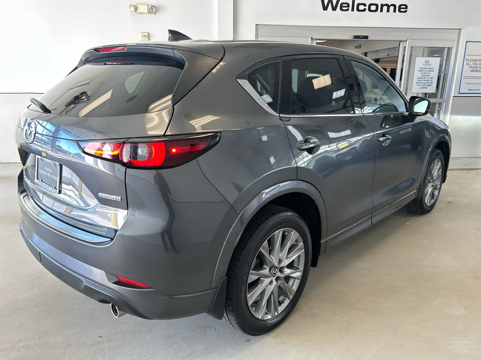 Certified 2024 MAZDA CX-5 AWD 2.5 S w/ Premium Plus Pkg image 6
