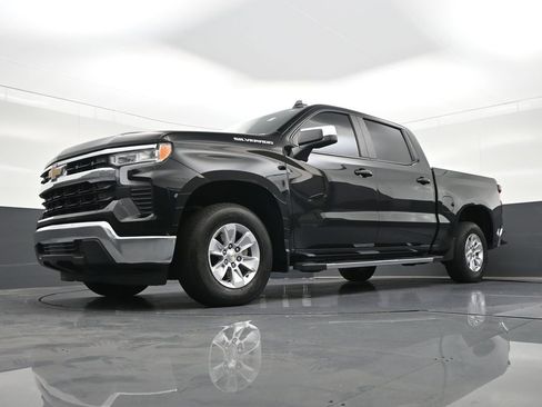 Used 2024 Chevrolet Silverado 1500 LT image 23