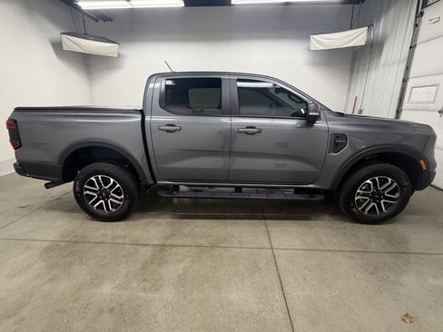 Used 2025 Ford Ranger Lariat w/ Trailer Tow Package image 15