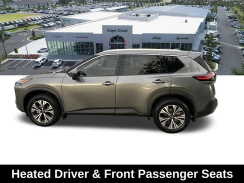 Used 2021 Nissan Rogue SV w/ Premium Package FWD image 9