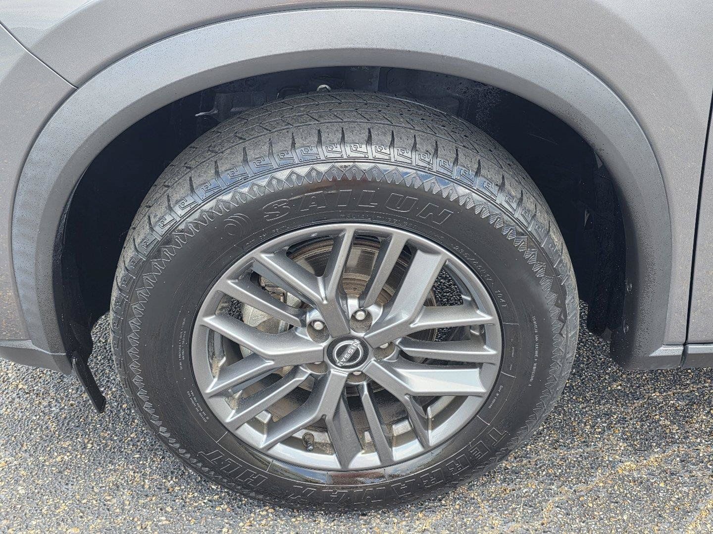 Used 2023 Nissan Rogue S FWD image 30