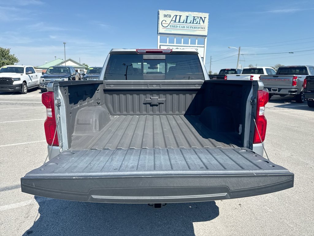 Used 2024 Chevrolet Silverado 1500 RST w/ Convenience Package II AWD/4WD image 17