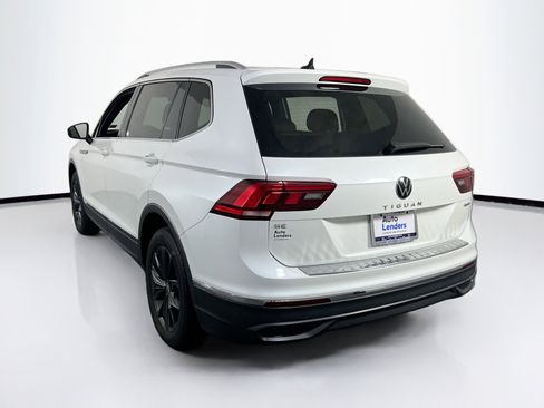 Used 2023 Volkswagen Tiguan SE AWD/4WD image 7