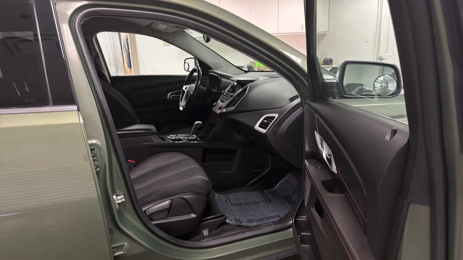 Used 2015 GMC Terrain SLE AWD/4WD image 21