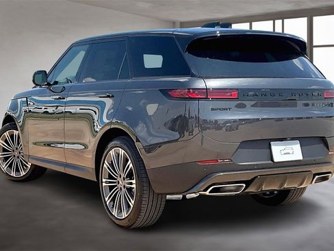 New 2025 Land Rover Range Rover Sport SE image 3