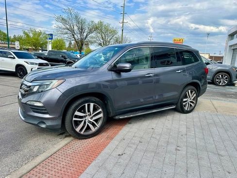 Used 2017 Honda Pilot Elite image 3