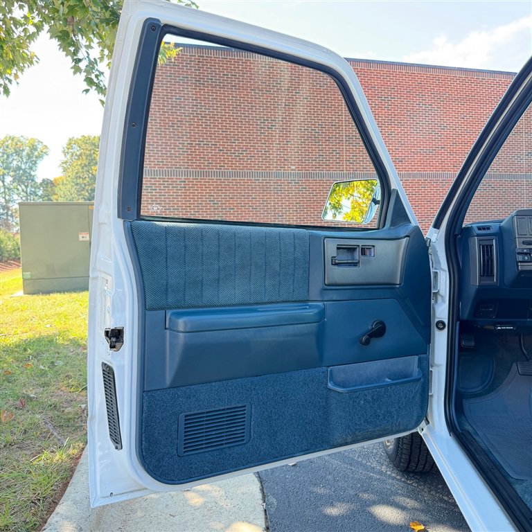 Used 1991 Chevrolet S10 Pickup 2WD Regular Cab image 12