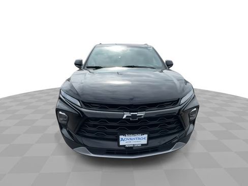 Certified 2024 Chevrolet Blazer LT w/ Convenience Package image 3