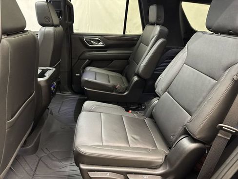 Certified 2024 Chevrolet Tahoe LT w/ LT Signature Package AWD/4WD image 13