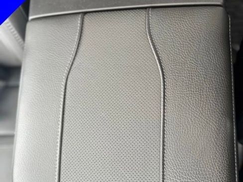 Used 2023 GMC Sierra 2500 Denali w/ Denali Ultimate Package image 19