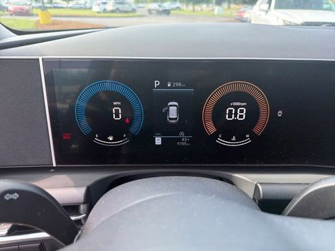 Certified 2025 Hyundai Tucson SEL AWD/4WD image 16