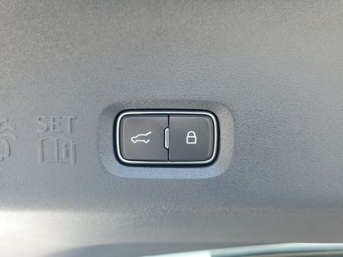 New 2026 Lincoln Navigator Reserve AWD/4WD image 35
