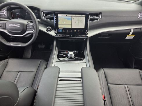 New 2026 Jeep Grand Wagoneer L 4WD w/ Premium Group I image 13