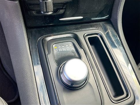 Used 2023 Chrysler 300 S image 17
